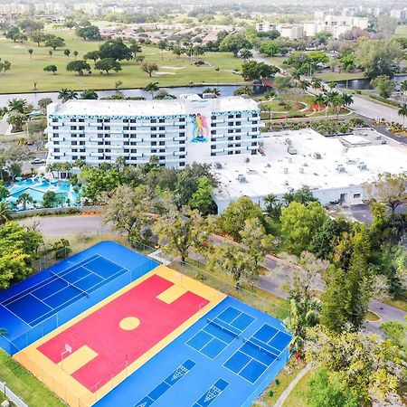 Chateau Mar Golf Resort, Trademark Collection By Wyndham Лодергілл Екстер'єр фото